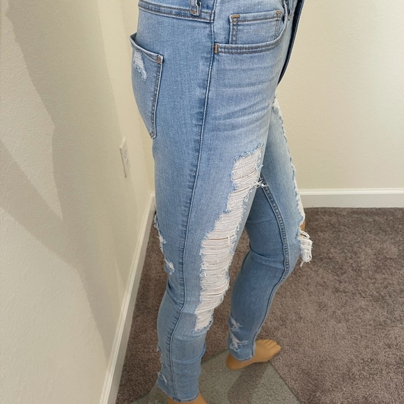 Hollister Distressed Jeans - Picture 5 of 14